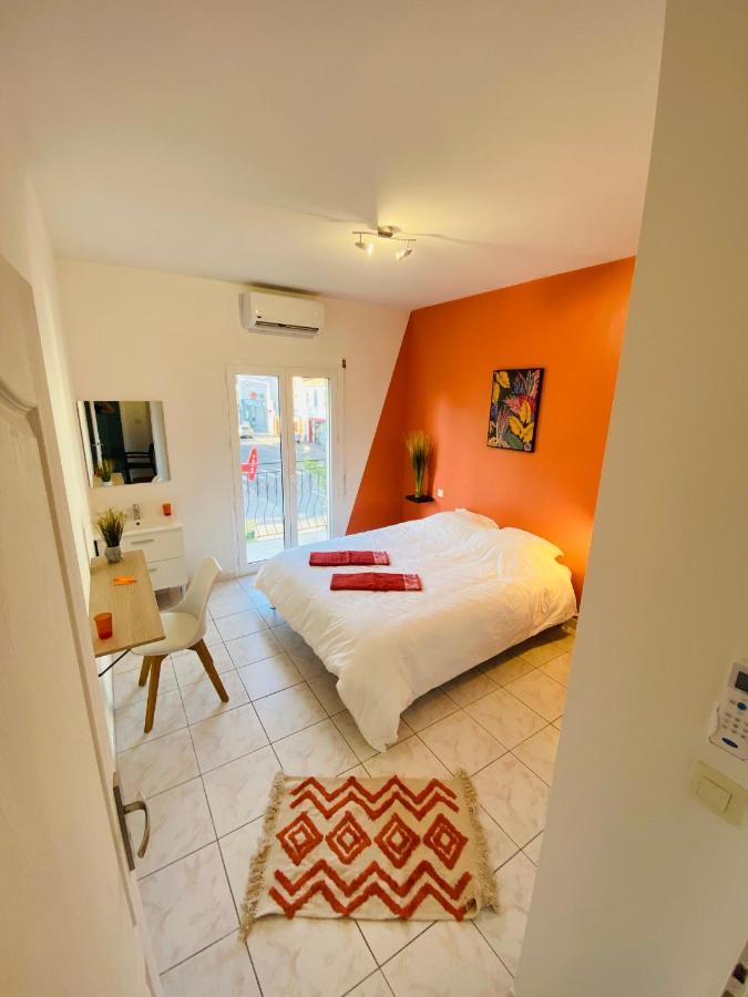 Apartment Spacieux T5, Terrasse, Proche Centre,parking Prive