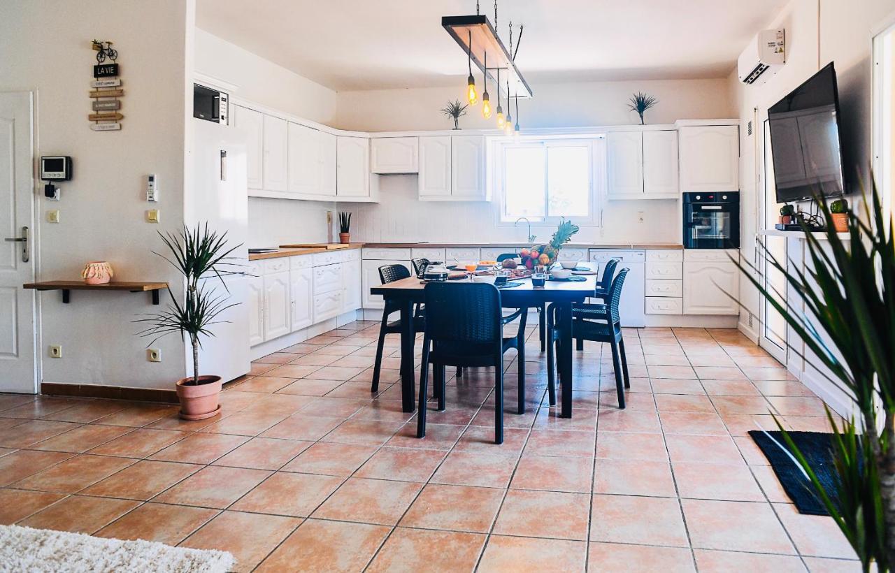 Spacieux T5, Terrasse, Proche Centre,parking Prive * Perpignan